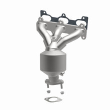 Load image into Gallery viewer, MagnaFlow Direct Fit Catalytic Converter 06-08 Kia Optima 2.7L