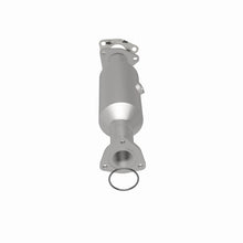 Load image into Gallery viewer, MagnaFlow Direct Fit Catalytic Converter OEM 2001-2002 Acura MDX/2003-2004 Honda Pilot Underbody