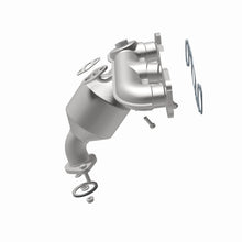 Load image into Gallery viewer, MagnaFlow DF Catalytic Conv 02-03 Lexus ES300 3.0L / 02-03 Toyota Camary 3.0L Rear - California