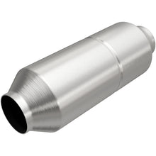 Load image into Gallery viewer, MagnaFlow Universal Catalytic Converter 2.5 inch C/C spun body