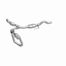 Load image into Gallery viewer, MagnaFlow Direct Fit Catalytic Converter 01 Dodge Dakota 3.9L 4WD