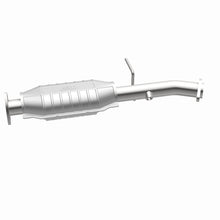 Load image into Gallery viewer, MagnaFlow Direct Fit Catalytic Converter 98-00 Kia Sportage