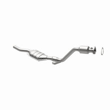 Load image into Gallery viewer, MagnaFlow Direct Fit Catalytic Converter 03 Volkswagen Passat 2.8L