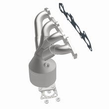 Load image into Gallery viewer, MagnaFlow Direct Fit Catalytic Converter 01-02 Kia Rio 1.5L