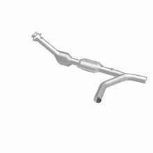 Load image into Gallery viewer, MagnaFlow Direct Fit Catalytic Converter 00-04 Ford E150 4.6L Passenger Side