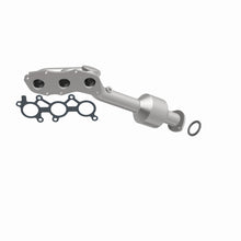 Load image into Gallery viewer, MagnaFlow Direct Fit Catalytic Converter 2006 Lexus GS300 3.0L PS
