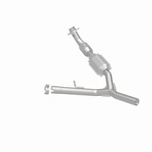 Load image into Gallery viewer, MagnaFlow Direct Fit Catalytic Converter 04-05 Ford F-150 5.4L P/S 2WD (Excl 04 Heritage Edition)