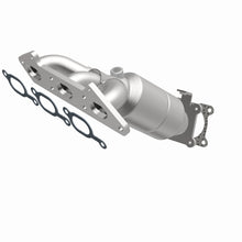Load image into Gallery viewer, MagnaFlow Direct Fit Catalytic Converter 02 Volvo S80 2.9L