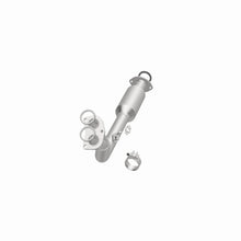 Load image into Gallery viewer, MagnaFlow Direct Fit Catalytic Converter California Grade 96-98 Toyota 4Runner 2.7L