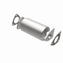 Load image into Gallery viewer, MagnaFlow Direct Fit Catalytic Converter Honda 80 87