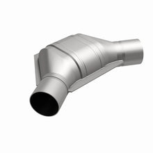 Load image into Gallery viewer, MagnaFlow Universal Catalytic Converter 2.00in Angled In/Out Frnt CA