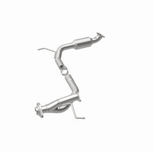 Load image into Gallery viewer, MagnaFlow Direct Fit Catalytic Converter 05-11 Toyota Tacoma 4.0L