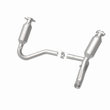 Load image into Gallery viewer, MagnaFlow Direct Fit Catalytic Converter California Grade 07-08 Dodge Durango 3.7L