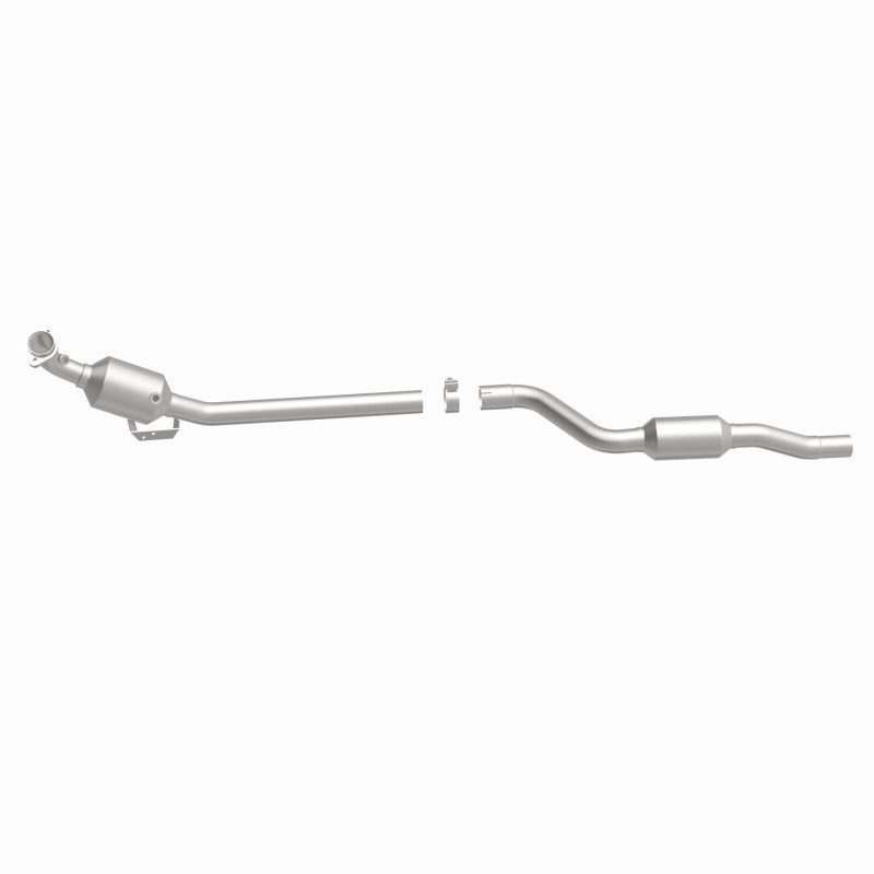 MagnaFlow Direct Fit Catalytic Converter 10-12 Mercedes-Benz GLK350 V6 3.5 OEM Underbody