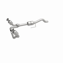 Load image into Gallery viewer, MagnaFlow Direct Fit Catalytic Converter 00-03 Durango 4WD 4.7L