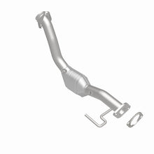 Load image into Gallery viewer, MagnaFlow Direct Fit Catalytic Converter 96-98 Explorer-Mountaineer