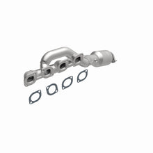 Load image into Gallery viewer, MagnaFlow Direct Fit Catalytic Converter BMW 5 99-00 P/S OEM