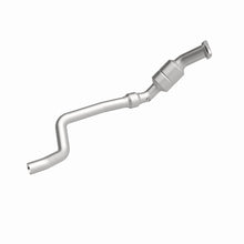 Load image into Gallery viewer, MagnaFlow Direct Fit Catalytic Converter 06-14 Chrysler 300 5.7L