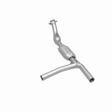 Load image into Gallery viewer, MagnaFlow Direct Fit Catalytic Converter 97-99 Ford Vans 4.6L