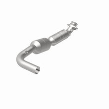 Load image into Gallery viewer, MagnaFlow Direct Fit Catalytic Converter 05-07 Ford E150 4.6L Driver Side