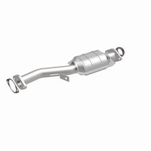 Load image into Gallery viewer, MagnaFlow Direct Fit Catalytic Converter 95- 96 Impreza 2.2L Rear