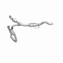 Load image into Gallery viewer, MagnaFlow Direct Fit Catalytic Converter 01 Dakota 3.9L 4wd OEM