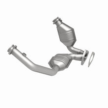 Load image into Gallery viewer, MagnaFlow Direct Fit Catalytic Converter 98-00 Ford Ranger 3.0/4.0L