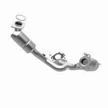 Load image into Gallery viewer, MagnaFlow Direct Fit Catalytic Converter 00-03 Ford Taurus 3.0L fron
