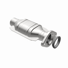 Load image into Gallery viewer, MagnaFlow Direct Fit Catalytic Converter 01-03 Highlander underbody