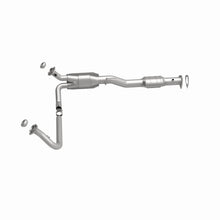 Load image into Gallery viewer, MagnaFlow Direct Fit Catalytic Converter 00-04 Astro 4.3L