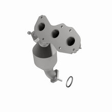 Load image into Gallery viewer, MagnaFlow Direct Fit Catalytic Converter 08-09 Toyota Highlander 3.5L