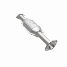 Load image into Gallery viewer, MagnaFlow Direct Fit Catalytic Converter 01-03 Montero Sport rr OEM