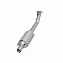 Load image into Gallery viewer, MagnaFlow Direct Fit Catalytic Converter 00-03 BMW X5 4.4L Passenger Side OEM