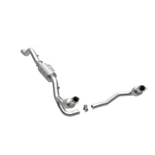 Load image into Gallery viewer, MagnaFlow Direct Fit Catalytic Converter 02-03 Dodge Durango 5.9L