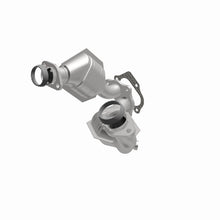Load image into Gallery viewer, MagnaFlow Direct Fit Catalytic Converter 01-04 Explorer OEM