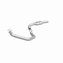 Load image into Gallery viewer, MagnaFlow Direct Fit Catalytic Converter 03-09 GM 2500/3500 Driver Side