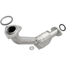 Load image into Gallery viewer, MagnaFlow Direct Fit Catalytic Converter 02-04 Tacoma 2.4L Front