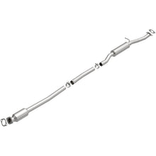Load image into Gallery viewer, MagnaFlow Direct Fit Catalytic Converter 2019 Hyundai Tucson L4 OEM Underbody Single