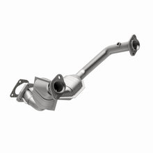 Load image into Gallery viewer, MagnaFlow Direct Fit Catalytic Converter 98-00 Ford Ranger 3.0/4.0L