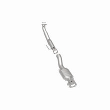 Load image into Gallery viewer, MagnaFlow Direct Fit Catalytic Converter 03-07 GM 2500/3500 Passenger Side