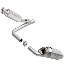 Load image into Gallery viewer, MagnaFlow Direct Fit Catalytic Converter 05-07 Dodge Durango 3.7L/4.7L