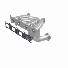Load image into Gallery viewer, MagnaFlow DF Cat Conv 07 Dodge Caliber 2.4L Manifold AWD/07-10 Jeep Patriot 2.4L Manifold 4WD 49-St