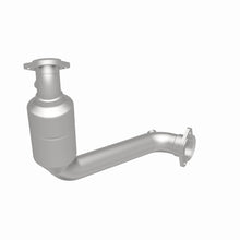 Load image into Gallery viewer, MagnaFlow Direct Fit Catalytic Converter 99-00 Mercedes CLK320 3.2L