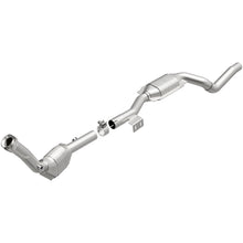 Load image into Gallery viewer, MagnaFlow Direct Fit Catalytic Converter 2003 ML350 3.7L Underbody