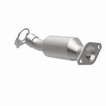 Load image into Gallery viewer, MagnaFlow Direct Fit Catalytic Converter 12-16 Toyota Prius C 1.5L