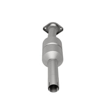 Load image into Gallery viewer, MagnaFlow Direct Fit Catalytic Converter 04-10 Toyota Highlander 3.5