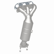 Load image into Gallery viewer, MagnaFlow Direct Fit Catalytic Converter 04-05 Suz Verona2.5 Manifold Rear