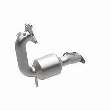Load image into Gallery viewer, MagnaFlow Direct Fit Catalytic Converter 2015 Juke L4 1.6L OEM