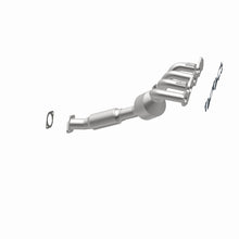 Load image into Gallery viewer, MagnaFlow Direct Fit Catalytic Converter 05-06 Ford Focus 2.0L