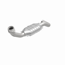 Load image into Gallery viewer, MagnaFlow Direct Fit Catalytic Converter 05 Expedition D/S 5.4 OEM